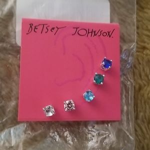 Earrings, never worn